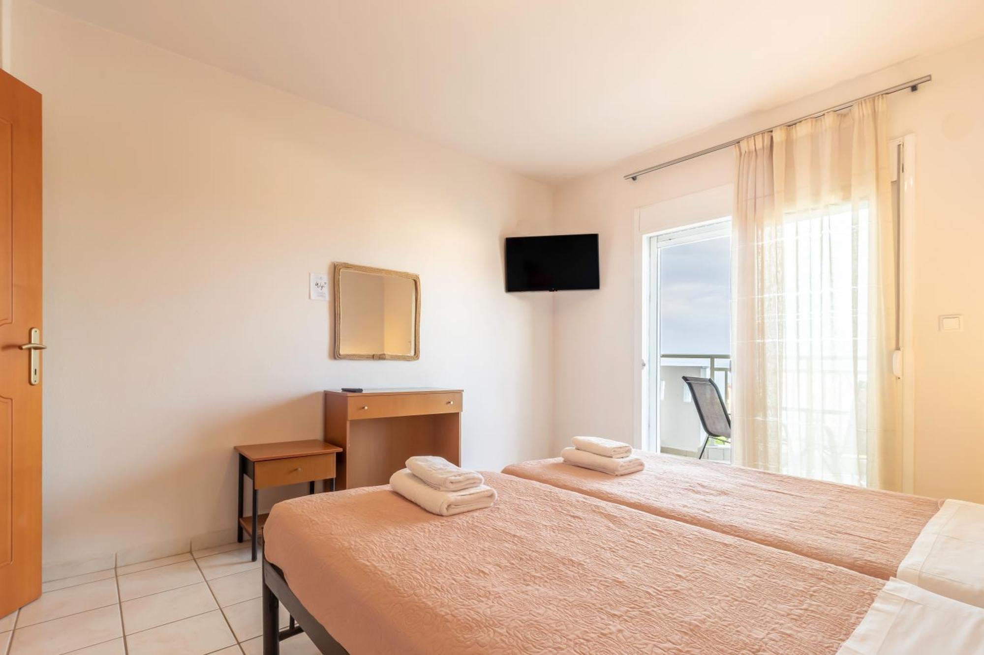 Properstay 107 - Villa Sea View Polychrono Esterno foto